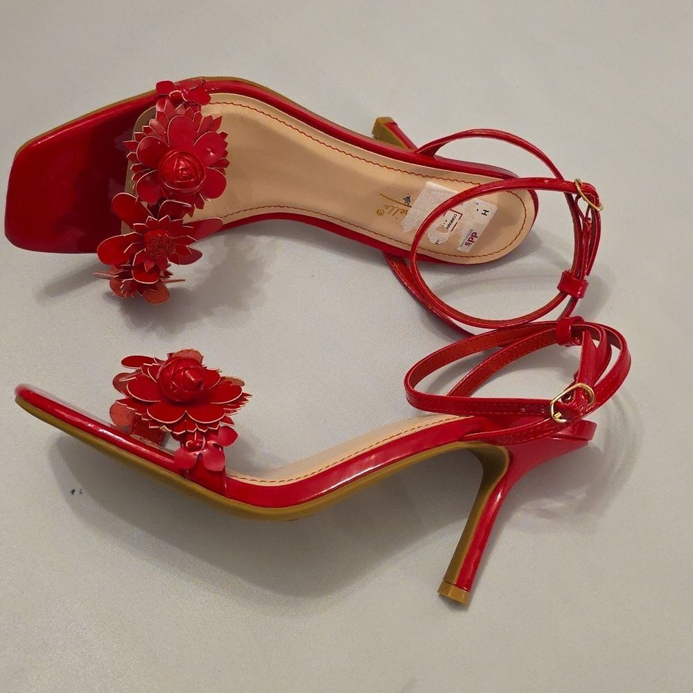 BRAND NEW ANNE MICHELLE FLORAL DESIGN SLINGBACK KITTEN HEEL SANDAL - Picture 9 of 16